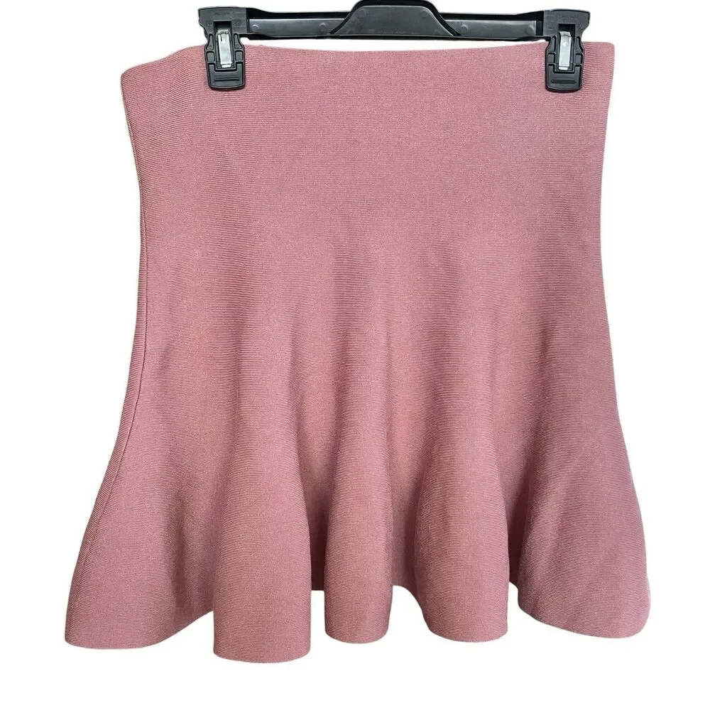 Express Skirt Sweater Sz Medium High Waisted Body Contour Mini Ruffle Coquette